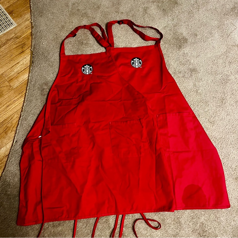 Starbucks Christmas Aprons (Set of 2)!